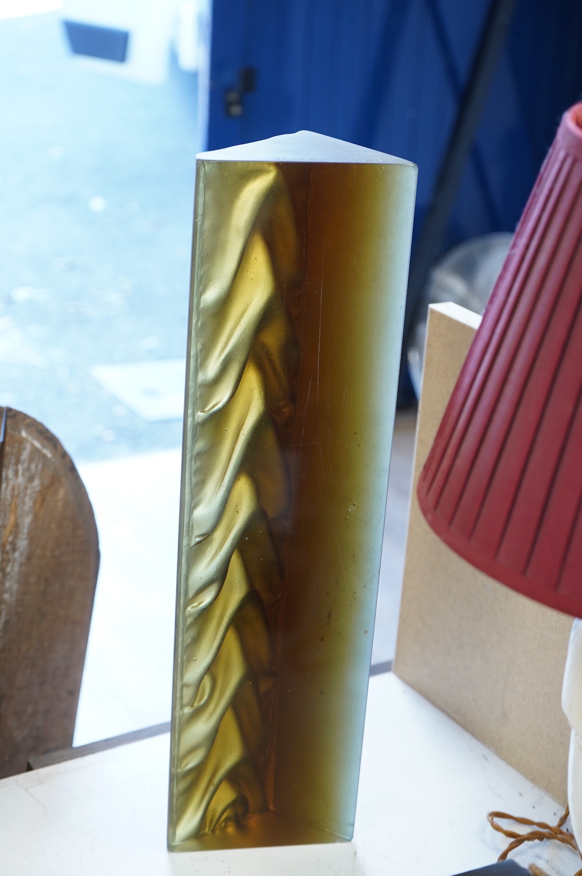 Jenny Smith (New Zealand, b.1947), ‘Silk road’ cast glass sculpture, 50cm